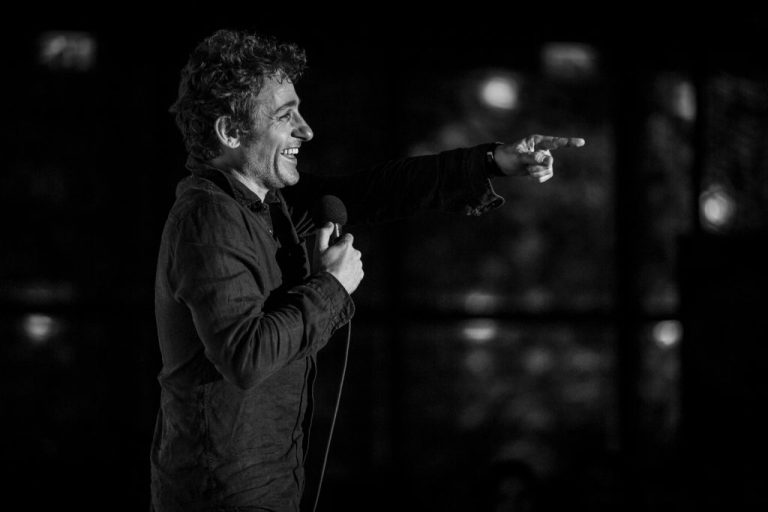 Tom Stade live on stage in Dubai